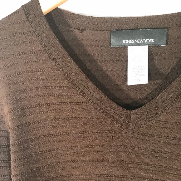 JONES NEW YORK Chocolate Brown long sleeve top - Picture 4 of 5